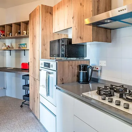 Apartment Sea Side By Interhome
